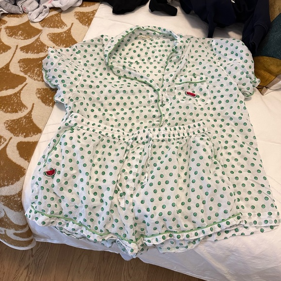 Roller Rabbit Sanya Dot Pajama Set - Picture 2 of 4